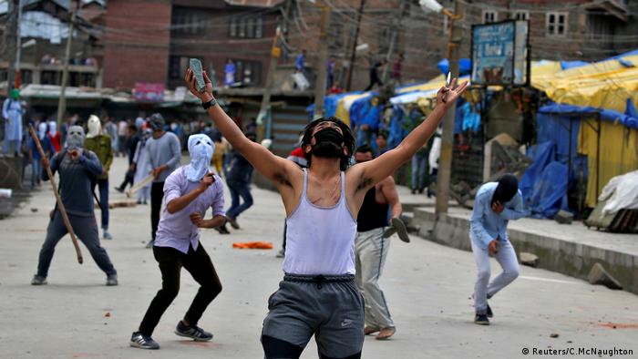 Kashmir Srinagar Proteste (Reuters/C.McNaughton)