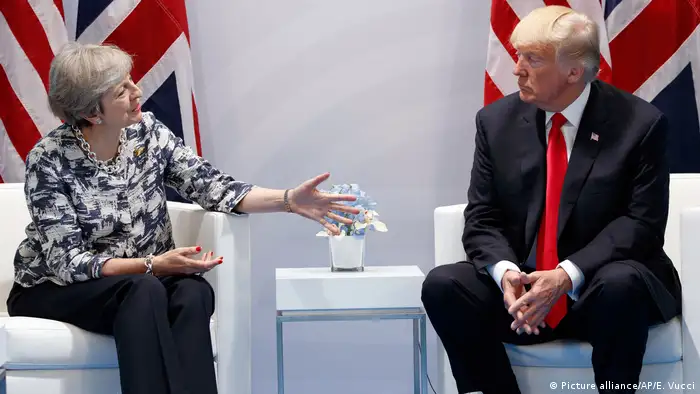 G20-Gipfel Gespräch May und Trump (Picture alliance/AP/E. Vucci)
