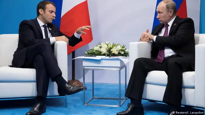 Deutschland, Hamburg, G 20, Macron und Putin (Reuters/I. Langsdon)