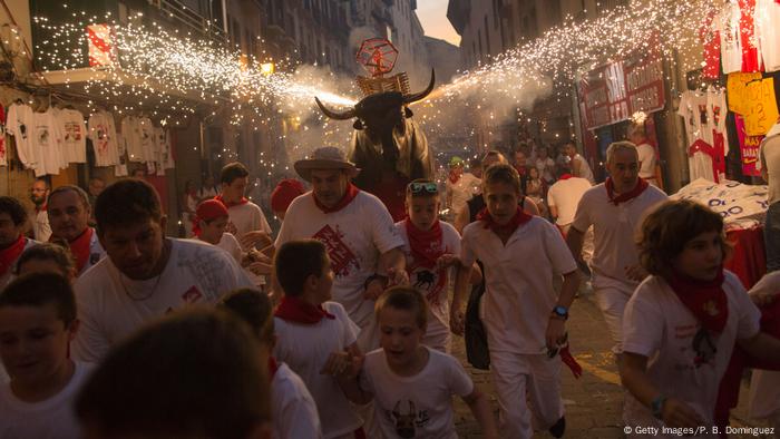 Spanien Festival San Fermin Stierrennen (Getty Images/P. B. Dominguez)