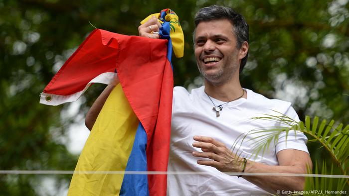 Leopoldo López tras su excarcelación.