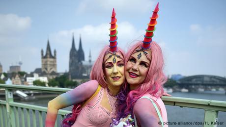 Germany, Christopher Street Day Cologne (picture-alliance / dpa / H. Kaiser)