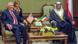 Kuwait US-Außenminister Rex Tillerson und Scheich Sabah Al-Khalid Al-Sabah in Kuwait-Stadt Kuwait US-Außenminister Rex Tillerson und Scheich Sabah Al-Khalid Al-Sabah in Kuwait-Stadt