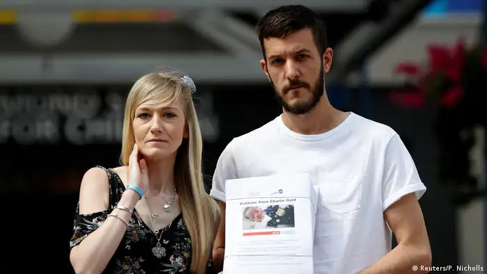 Großbritannien Eltern von Baby Charlie Gard, Connie Yates und Chris Gard (Reuters/P. Nicholls)