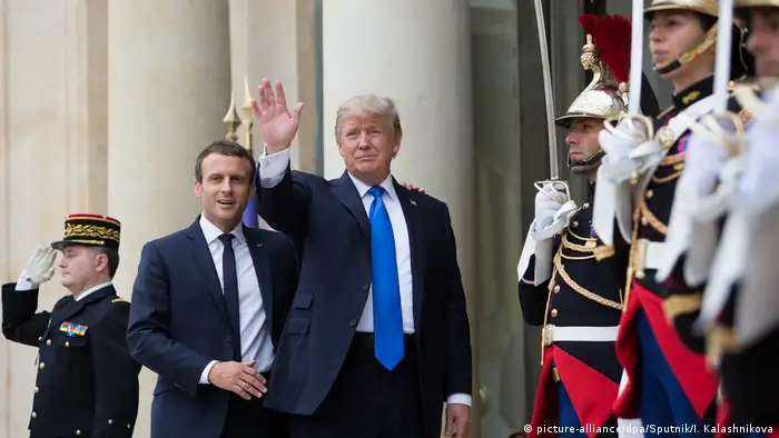 Frankreich Donald Trump im Elysee Palace