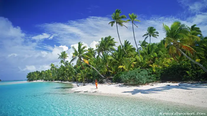 Cook Islands beach (picture alliance/dpa/C. Ehlers)