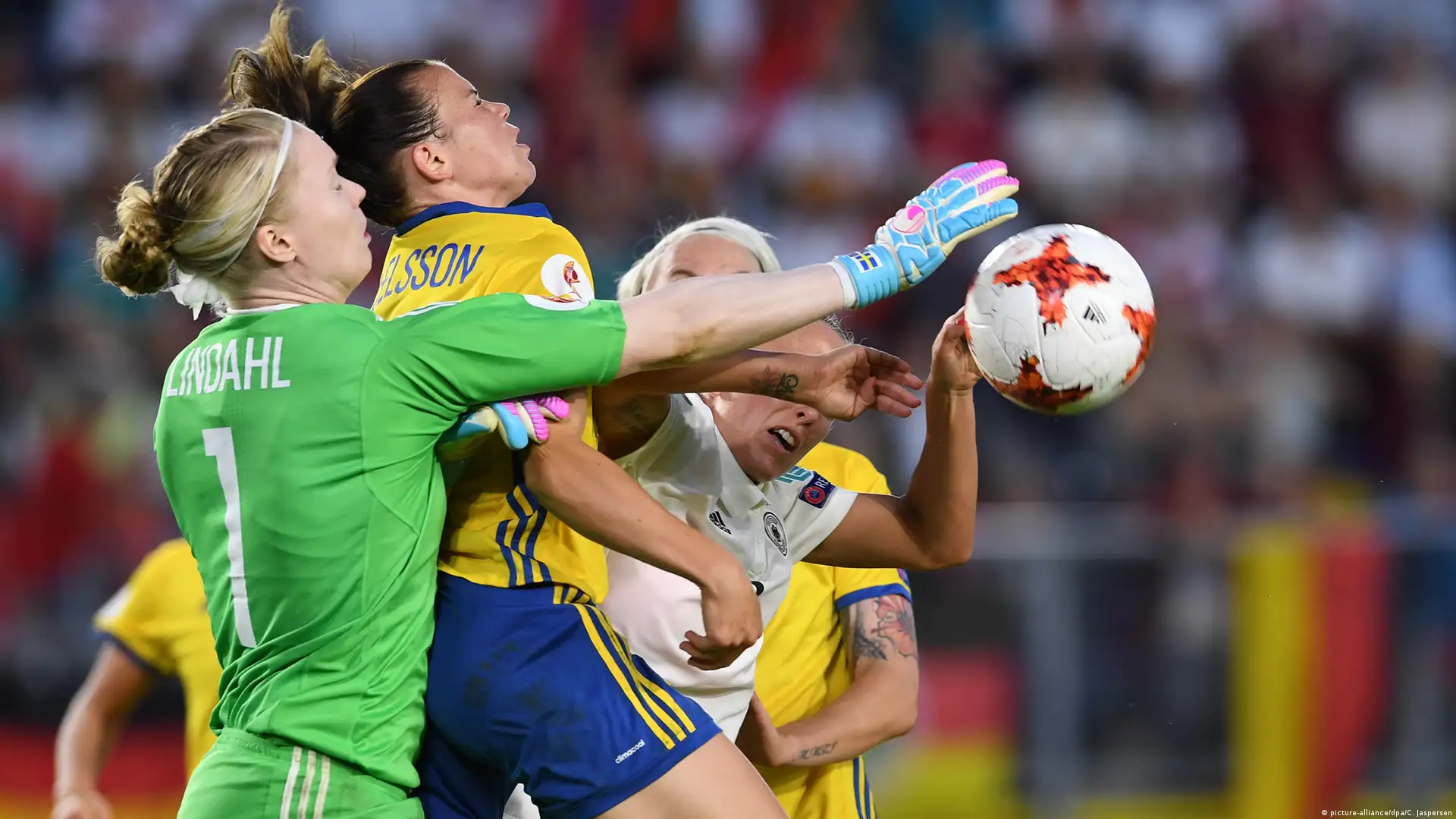 Closing the gap: Brazil announces equal pay for men, women footballers