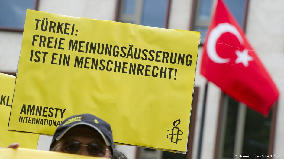 Germany condemns activists' arrests in Turkey