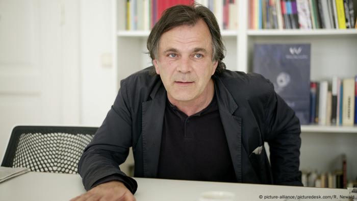 Markus Hinterhäuser, Pianist und Kulturmanager