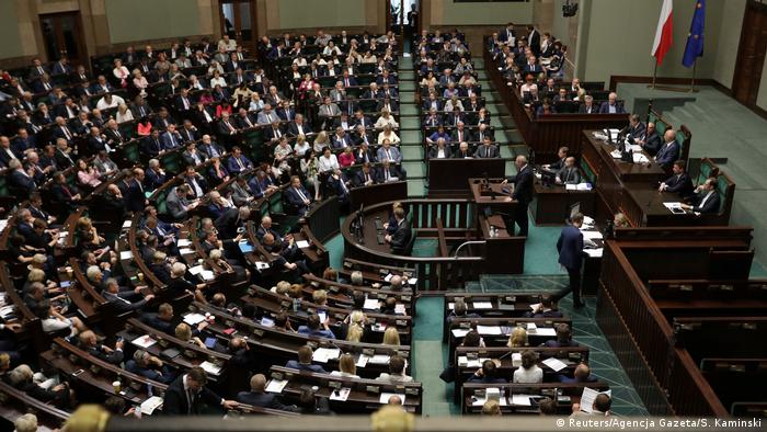 Polen Abstimmung im Unterhaus über Justizreform
