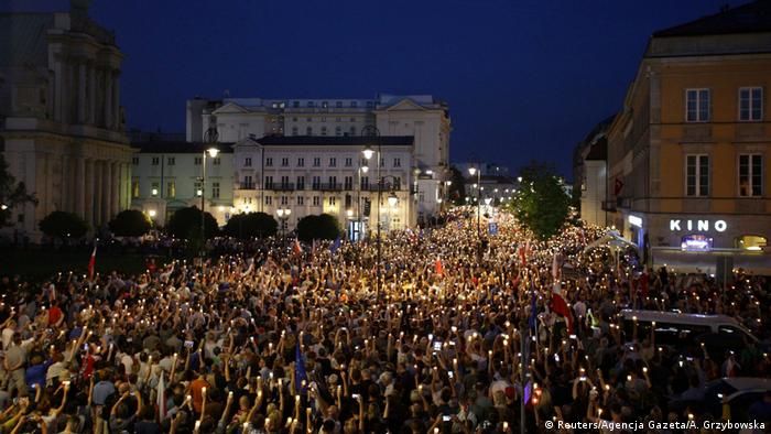 Polen Protest gegen Justizreform in Warschau