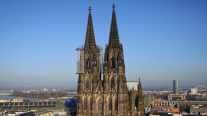 Cologne Secures Cathedral In Light Of Sagrada Familia Terror Plot News Dw 23 08 17