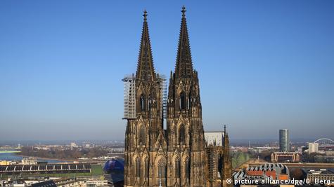 Cologne Cathedral's biggest bell silent for Christmas – DW – 10/27
