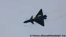 (170622) -- CHANGCHUN, June 22, 2017 () -- Photo taken on June 14, 2017 shows China's J-10B fighter jet in flight training. Chinese air force will organize two competitions from July 29 to August 12 as part of an international military game, and will send troops to participate in other contests abroad. China's J-10B fighter jet will take part in the Aviadarts competition of the games. (/Yang Pan) (ry) |
