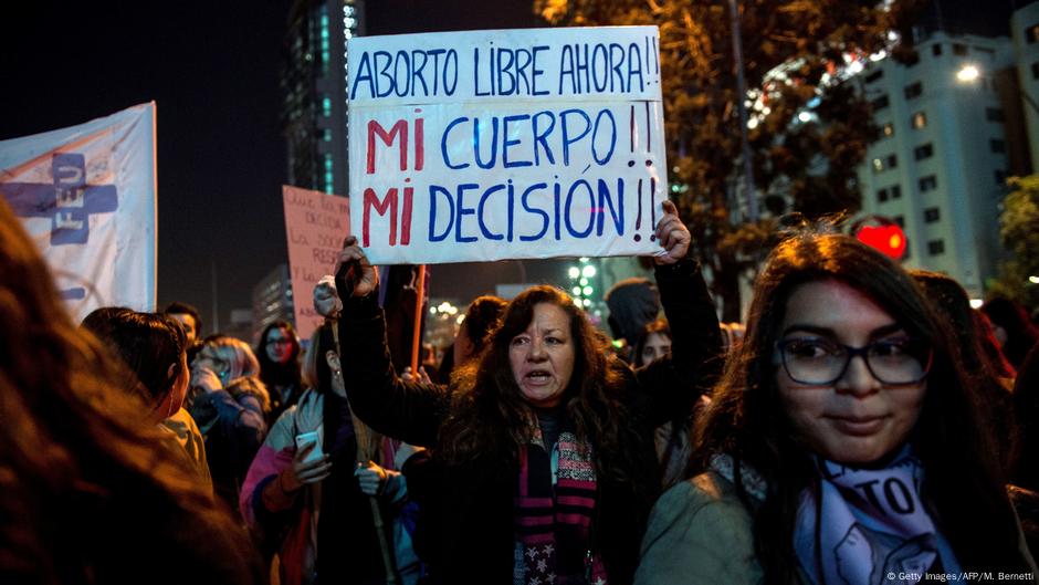 Chile registra más de 100 abortos seis meses después de su despenalización  | Destacados | DW 