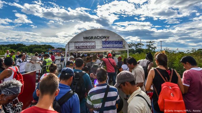 195 kilómetros de marcha, entre el desconsuelo y la esperanza.