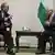 جرج میچل و محمود عباس: نخستین سفر فرستاده‌ی ویژه‌ی کاخ سفید در زمینه‌ی مناقشه‌ی خاورمیانه به منطقه