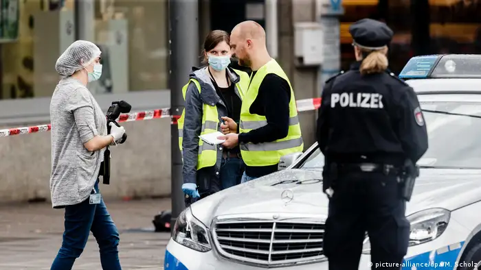 Deutschland Messerattacke in Supermarkt in Hamburg (picture-alliance/dpa/M. Scholz)