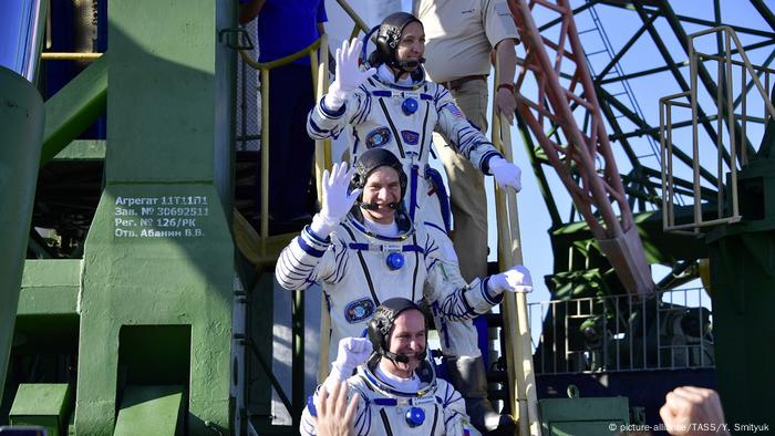 Kasachstan Baikonur Astronauten vor dem Abflug (picture-alliance/TASS/Y. Smityuk)