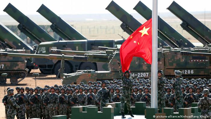 China Militärparade in Zhurihe (picture-alliance/Xinhua/Pang Xinglei)
