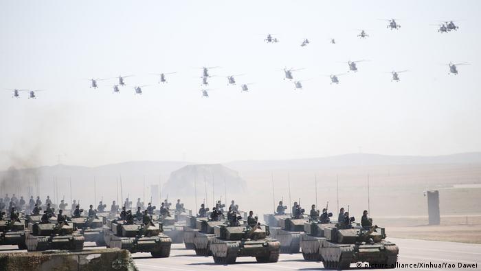 China Militärparade in Zhurihe (picture-alliance/Xinhua/Yao Dawei)