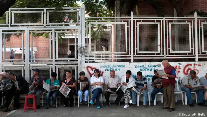 Venezuela Wahlen (Reuters/M. Bello)