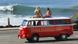 VW Bus - Katja Lindfors links und Lauren Silver auf VW Bus am Strand VW Bus - Katja Lindfors links und Lauren Silver auf VW Bus am Strand
