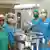 پزشکان معالج در کنار نوزادی که "حامله" زاده شد