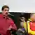 
Venezuela Präsident Nicolas Maduro spricht  mit Mitgliedern der konstituierenden Versammlung in Caracas