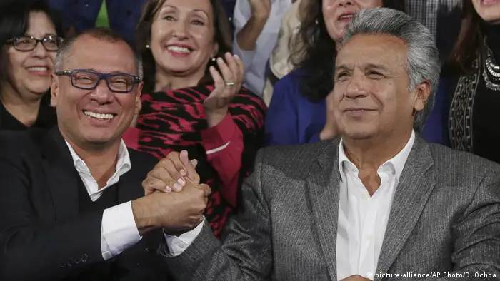 Ecuador Lenin Moreno und Jorge Glas feiern Sieg bei den Präsidentenwahlen (picture-alliance/AP Photo/D. Ochoa)