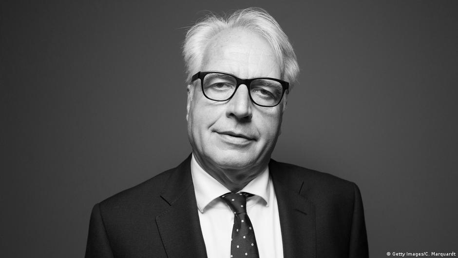 Former V&A Museum director Martin Roth dies