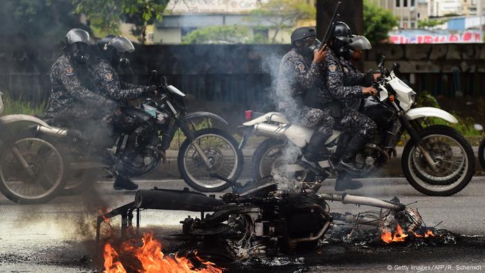 Un Beklagen Gewaltexzesse Gegen Demonstranten In Venezuela Aktuell Amerika Dw 08 08 2017