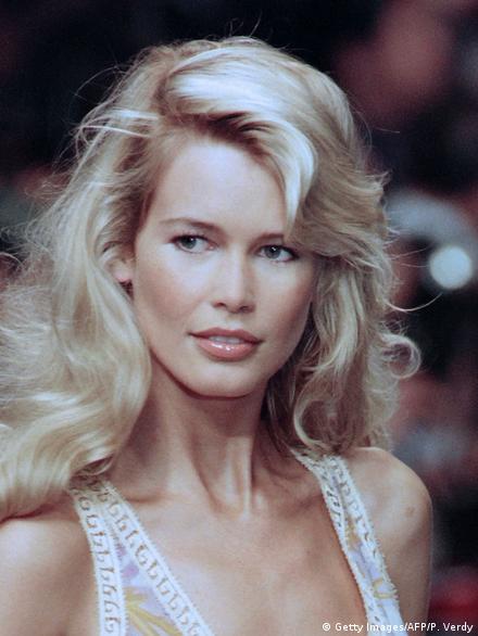 440px x 586px - Claudia Schiffer: The 'Ice Queen' turns 50 â€“ DW â€“ 08/25/2020