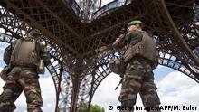  ستة جرحى في هجوم بالسيارة على عسكرين بضاحية باريس 