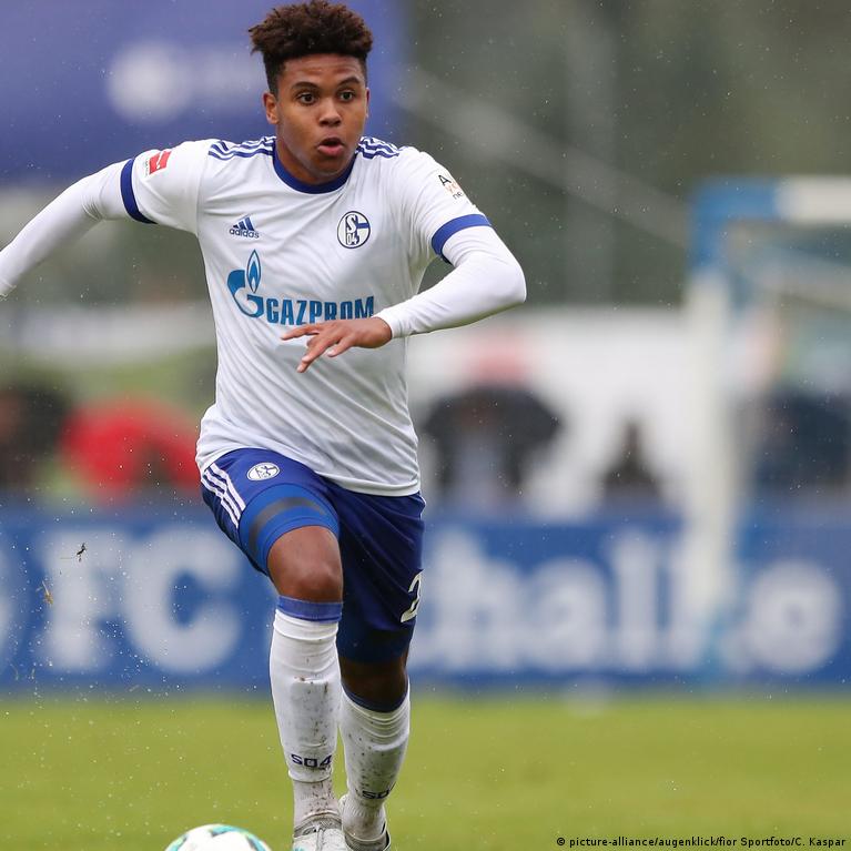 Maillots de football de Schalke 04 Maillots de football de Schalke 04