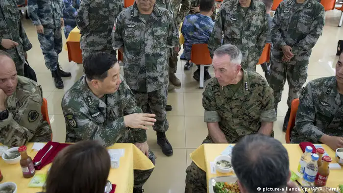 China | US-Generalstabschef Joseph Dunford in Haichung
