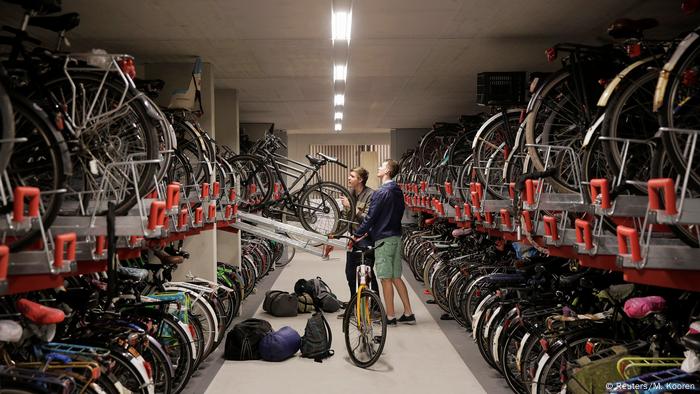 garage bike parking