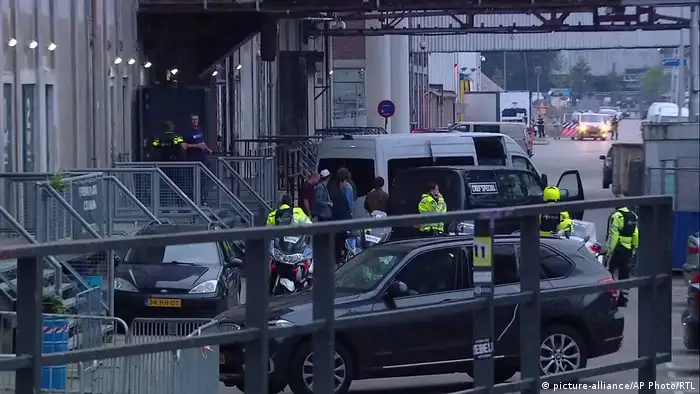 
Niederlande Terrorwarnung - Rockkonzert in Rotterdam abgesagt
