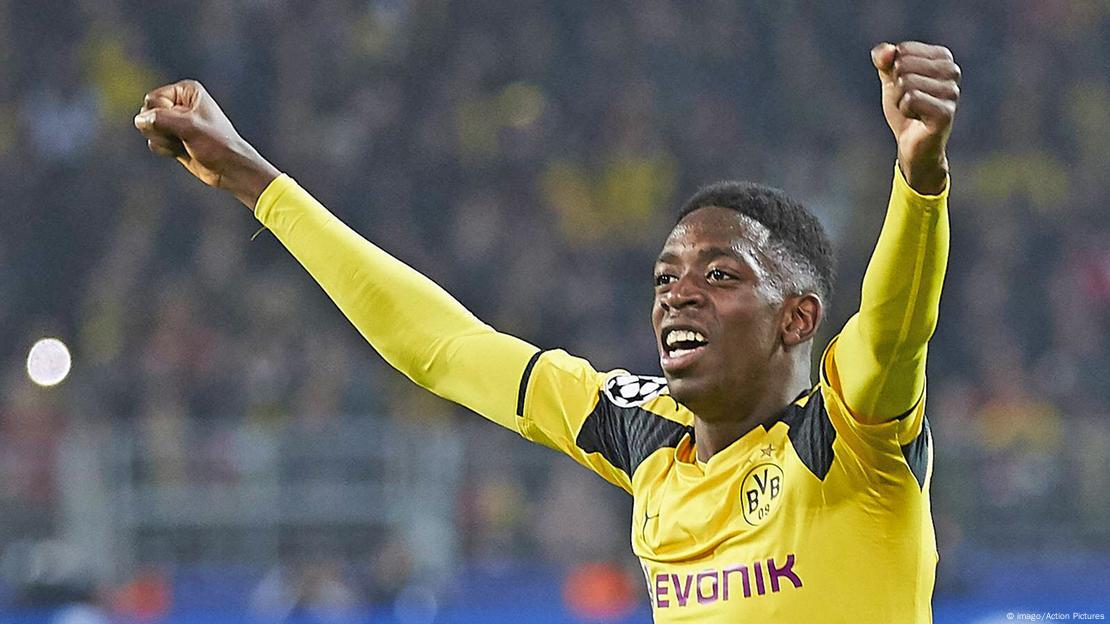 En su paso por el Borussia Dortmund, Dembélé era conocido como "el hombre sin caderas" por su habilidad en el regateo.