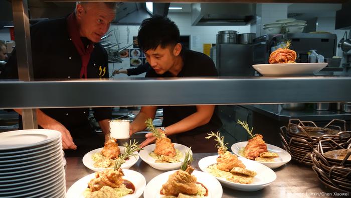 Essen sie das erste chinesische restaurant