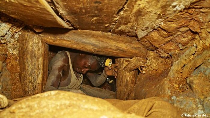 Gold Mining In Drc From The Ore To The Bar All Media Content Dw 04 09 2017