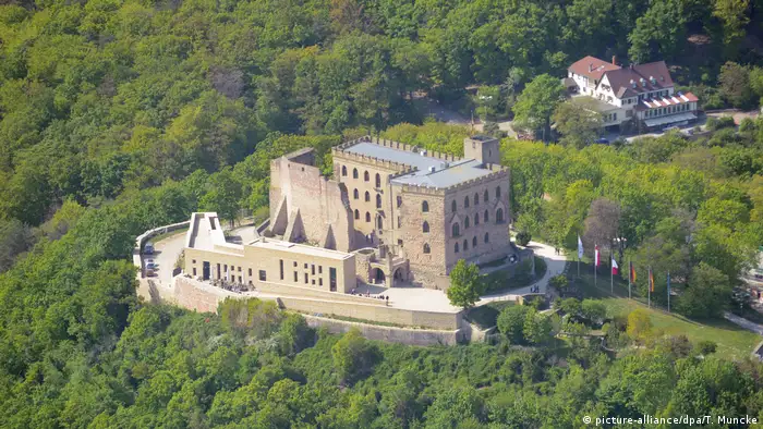 Hambacher Schloss (picture-alliance/dpa/T. Muncke)