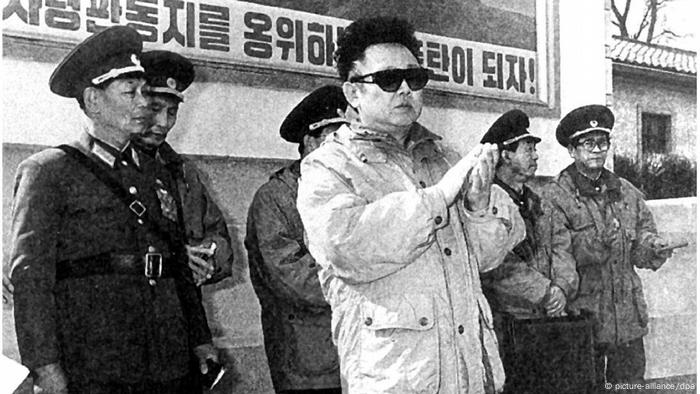 Kim Jong Il inspects units of the Korean People's Army