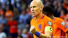 Robben anuncia su retiro de la selección holandesa
