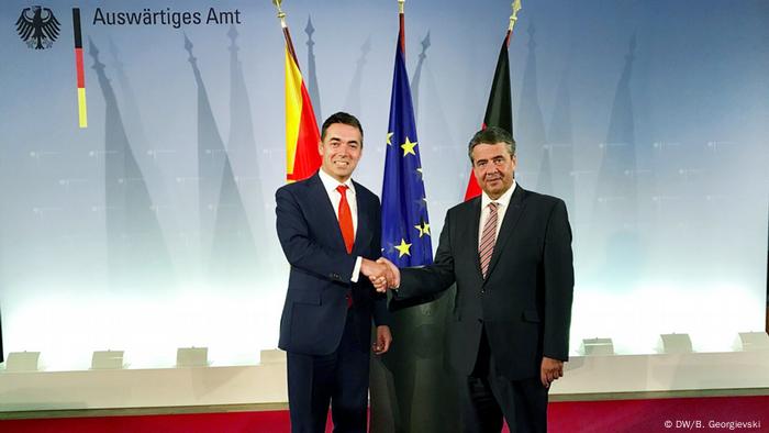Deutschland Berlin Treffen Nikola Dimitrov und Sigmar Gabriel