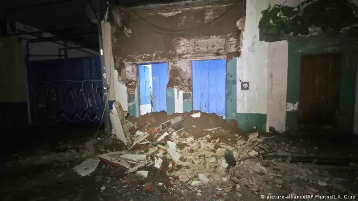 Mexiko Erdbeben | Zerstörung in Oaxaca (picture-alliance/AP Photos/L.A. Cruz)