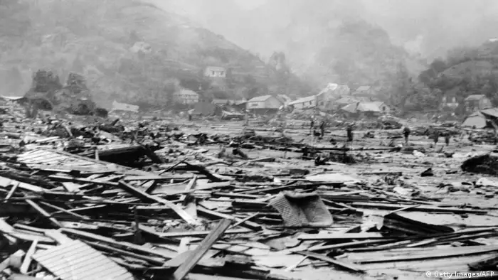Restos del puerto de Corral tras el terremoto de Valdivia, Chile, en 1960.