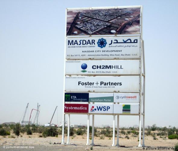 Baustellenschild Masdar City