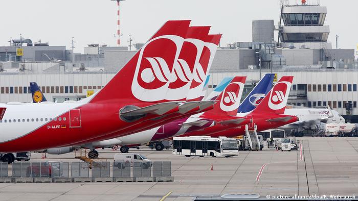 Air Berlin продовжує скасовувати рейси