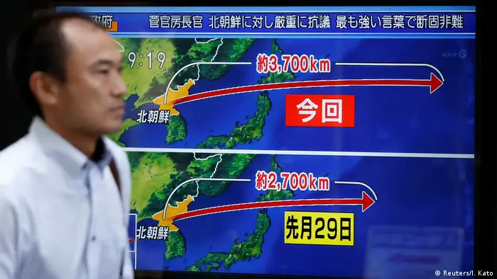 Nordkorea feuert erneut Rakete über Japan hinweg (Reuters/I. Kato)